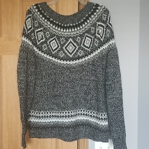 Old Navy Sweaters - Beautiful winter sweater